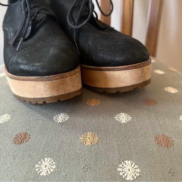 Eileen Fisher | Black Leather Wood Sole Platform Oxfords Size 8 - Picture 2 of 9